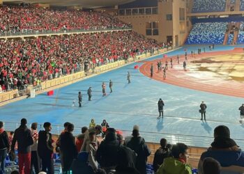 ديربي جهوي ساخن بين الكوكب المراكشي وأولمبيك آسفي بالملعب الكبير لمراكش