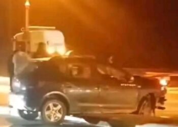 اصطدام عنيف بعمود إنارة بالحسيمة.. حادث سير خطير يخلف استنفارًا