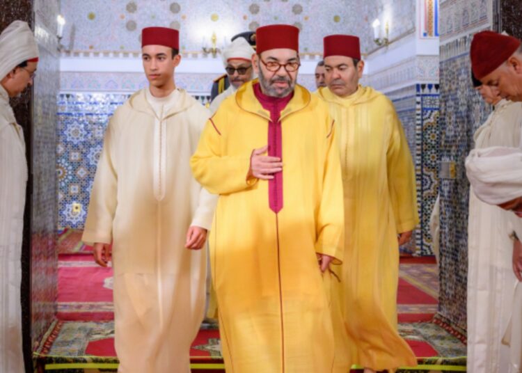 أمير المؤمنين يترأس بالقصر الملكي بالرباط حفلا دينيا إحياء لليلة القدر المباركة