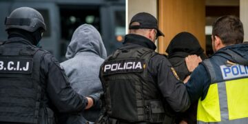 تفكيك خلية إرهابية عابرة للحدود بين المغرب وإسبانيا موالية لـ”داعش”