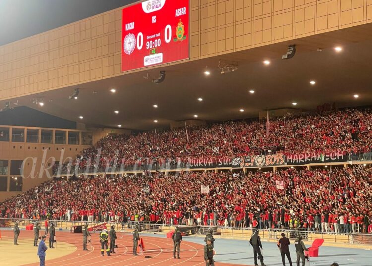 تعادل بلا أهداف يُشعل الصدارة.. الجيش الملكي يقتسم القمة والكوكب يواصل الصحوة