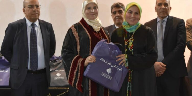 المديرية الجهوية للضرائب بمراكش تحتفي بالمرأة وتبرز دورها في تطوير الإدارة الجبائية