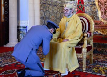 بلاغ من الديوان الملكي.. صاحب الجلالة يعين ولي العهد منسقا لمكاتب ومصالح القيادة العامة للقوات الملكية