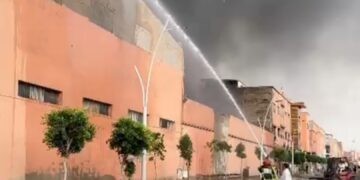 حريق مهول يهزّ الحي الصناعي سيدي غانم بمراكش