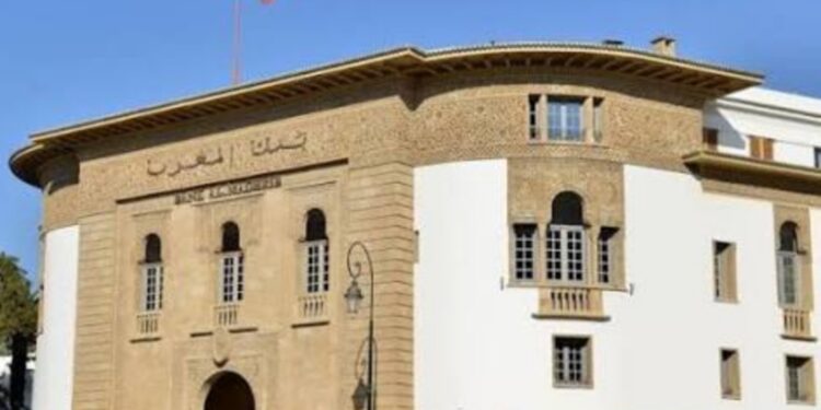 بنك المغرب يتوقع تباطؤ نمو الاقتصاد الوطني إلى 2.9% في 2027